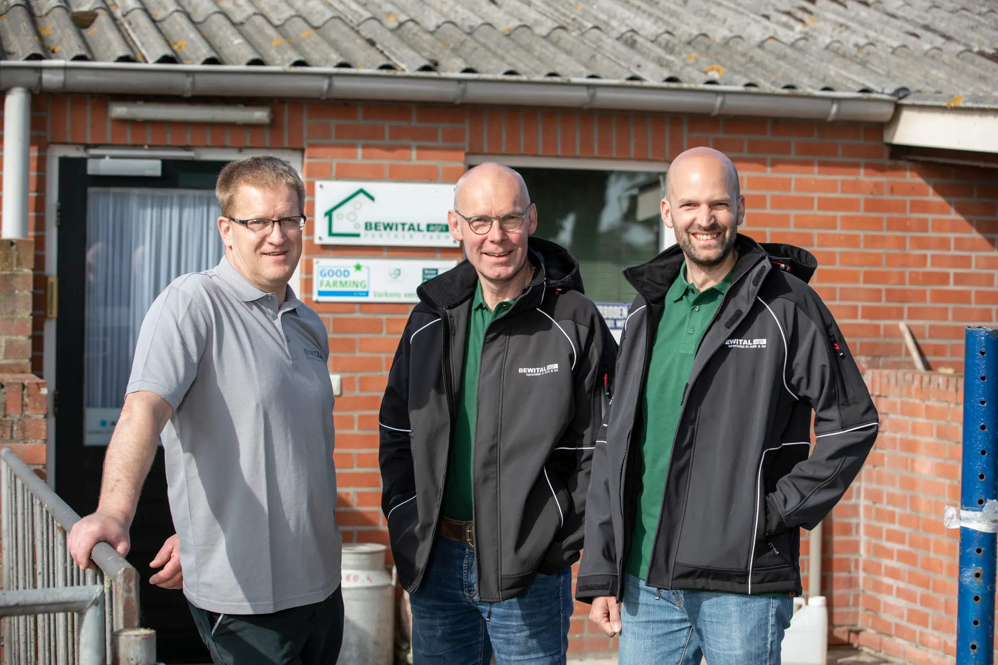 Bewital agri partnership partner farms agriculture, employees together with farmer